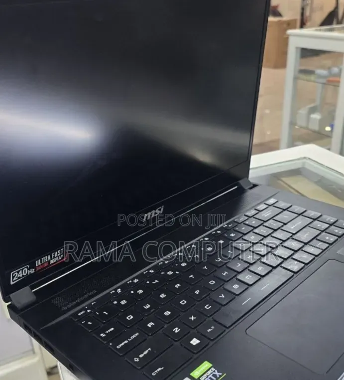 New Laptop MSI 16GB Intel Core i7 SSD 512GB