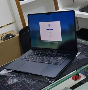 New Laptop Apple MacBook Air 2026 M5 16GB Apple M5 SSD 512GB