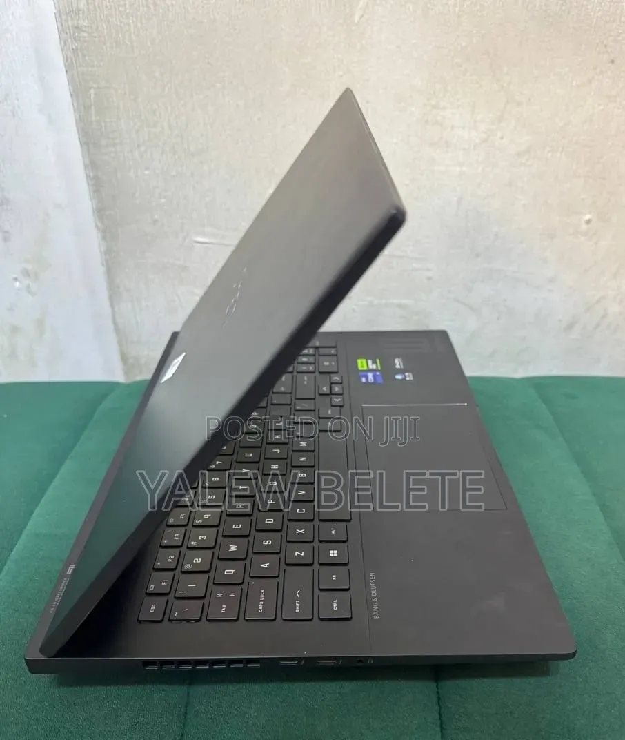 New Laptop HP Omen 16 16GB Intel Core i9 SSD 1T