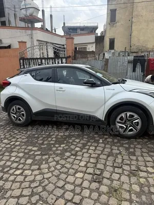 Toyota C-HR 2023 White