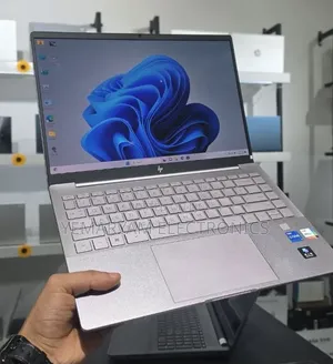New Laptop HP Pavilion 14 16GB Intel Core i7 SSD 1T