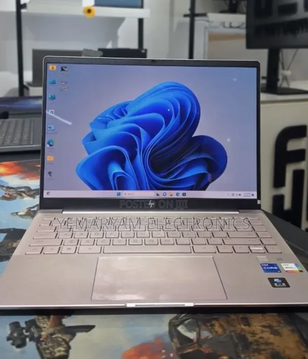 New Laptop HP Pavilion 14 16GB Intel Core i7 SSD 1T