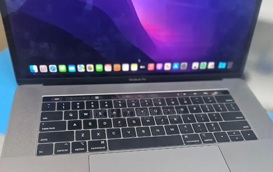 New Laptop Apple MacBook Pro 2018 32GB Apple M1 SSD 512GB