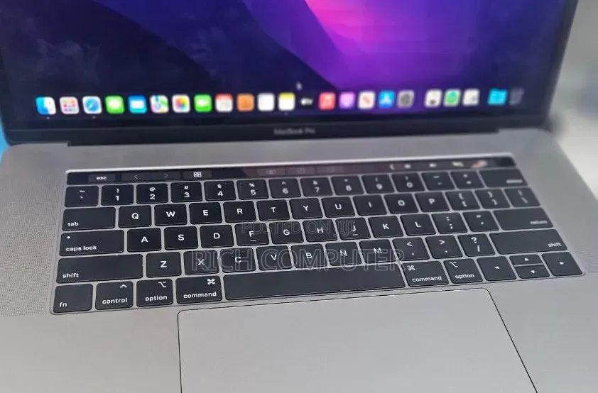 New Laptop Apple MacBook Pro 2018 32GB Apple M1 SSD 512GB