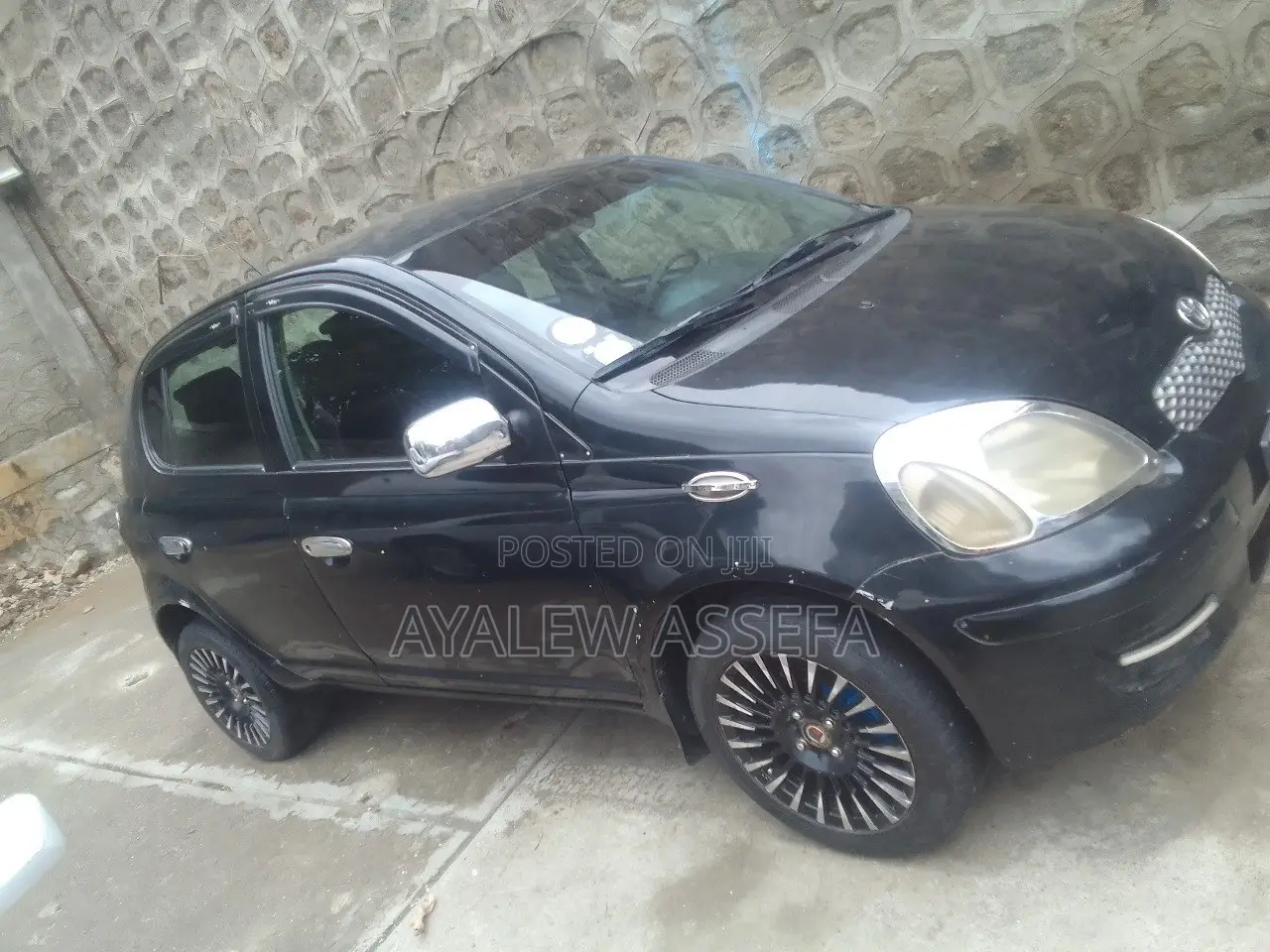 Toyota Vitz 2003 Black