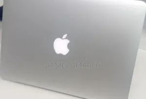New Laptop 8GB Intel Core i5 SSD 256GB