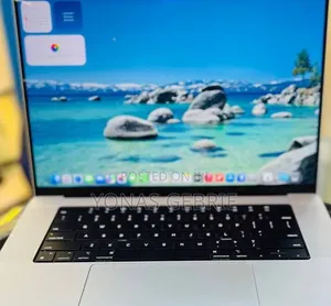 New Laptop Apple MacBook 32GB Apple M1 SSD 1T