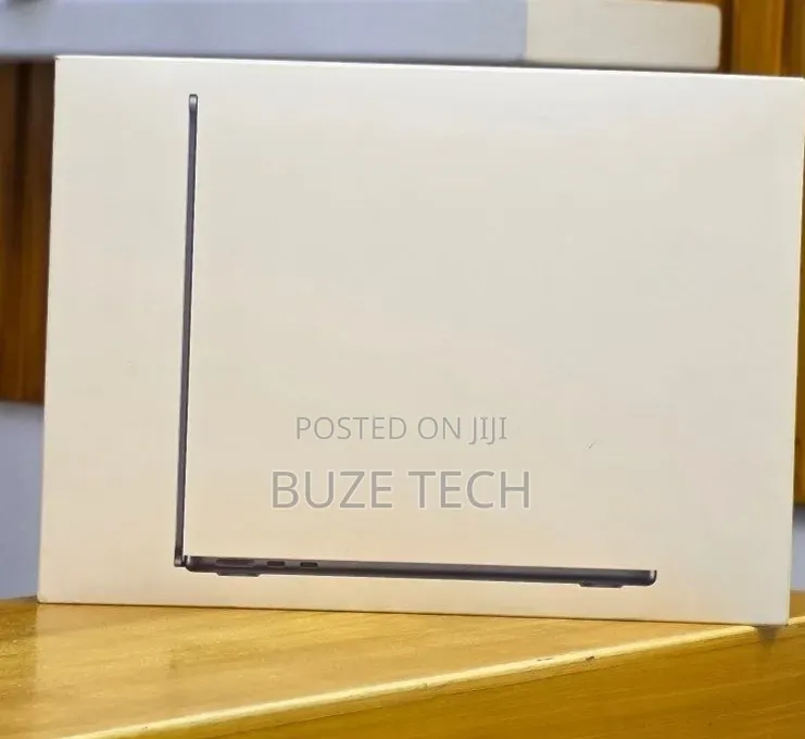New Laptop Apple MacBook Air 2026 M5 16GB Apple M5 SSD 512GB