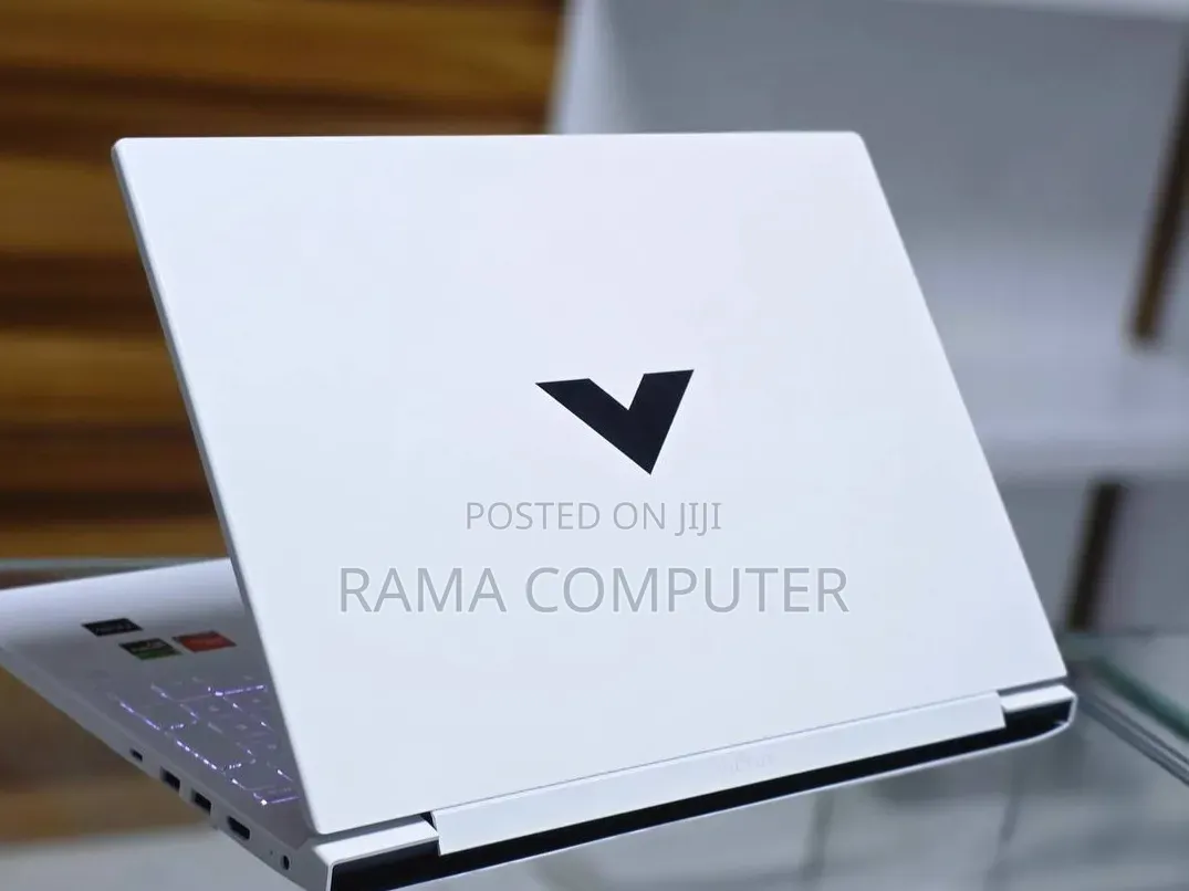 New Laptop HP Victus 16 16GB AMD Ryzen 7 SSD 1T