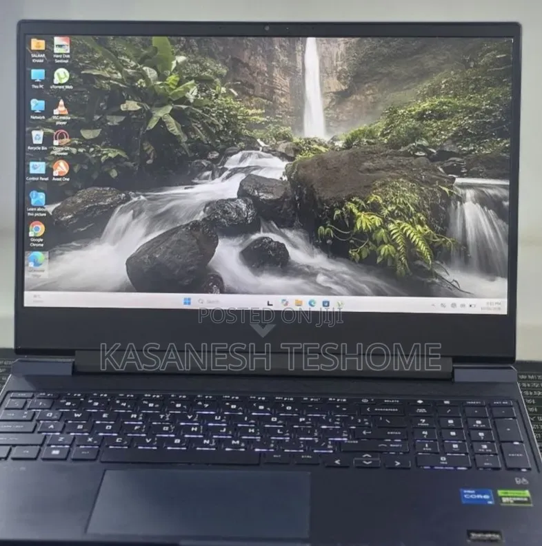New Laptop Vinovo NX-725 16GB Intel Core i5 SSD 512GB