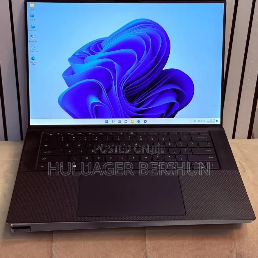 New Laptop Dell XPS 15 16GB Intel Core i7 SSD 512GB
