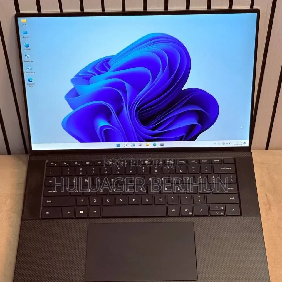 New Laptop Dell XPS 15 16GB Intel Core i7 SSD 512GB