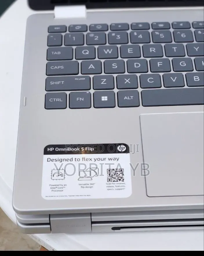 New Laptop HP OmniBook 5 Flip 16GB Intel Core i7 SSD 512GB