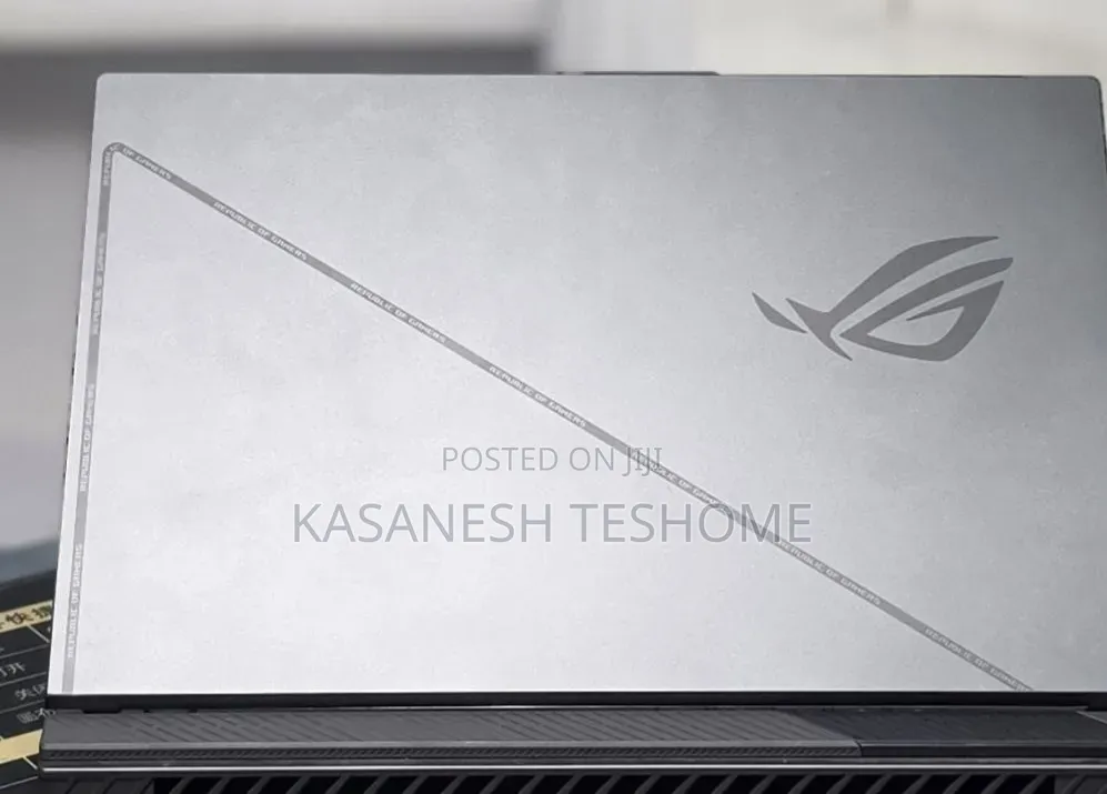 New Laptop Asus ROG Strix G16 G614 16GB Intel Core i5 SSD 512GB