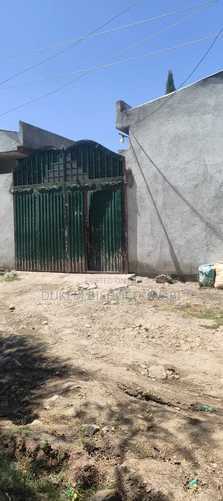 Furnished 8bdrm House in Dukem Bishoftu, East Shewa for sale
