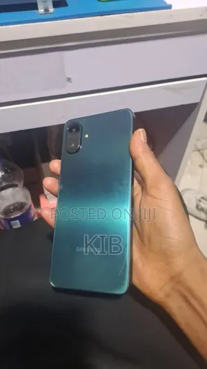 Samsung Galaxy A07 128 GB Gray