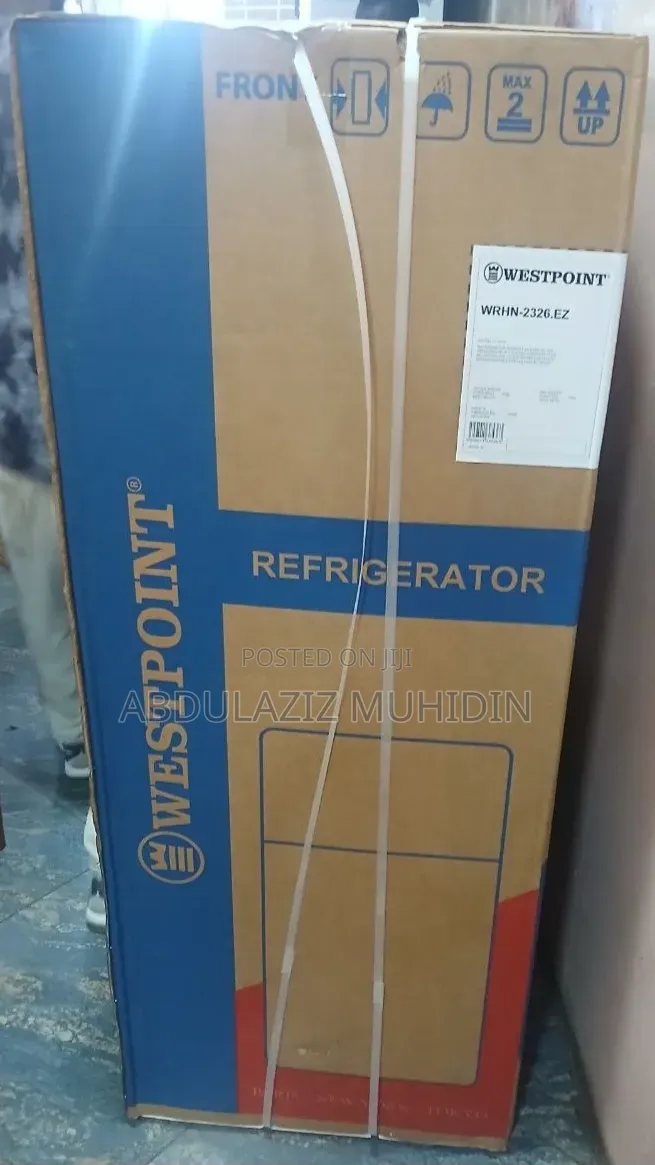 Westpoint 350 Refrigerator Cooler Fridge