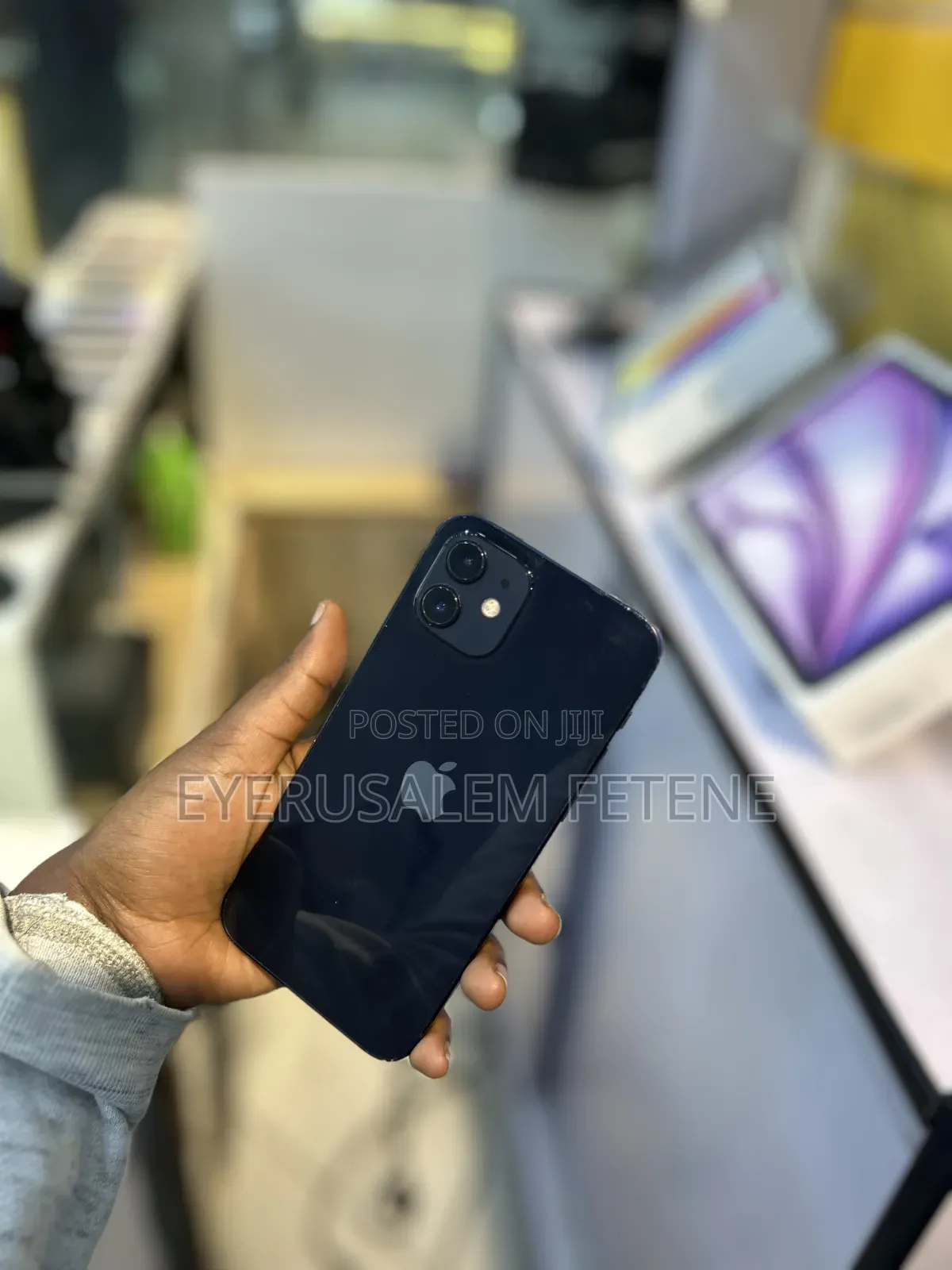 Apple iPhone 12 64 GB Black