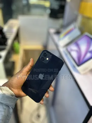 Apple iPhone 12 64 GB Black