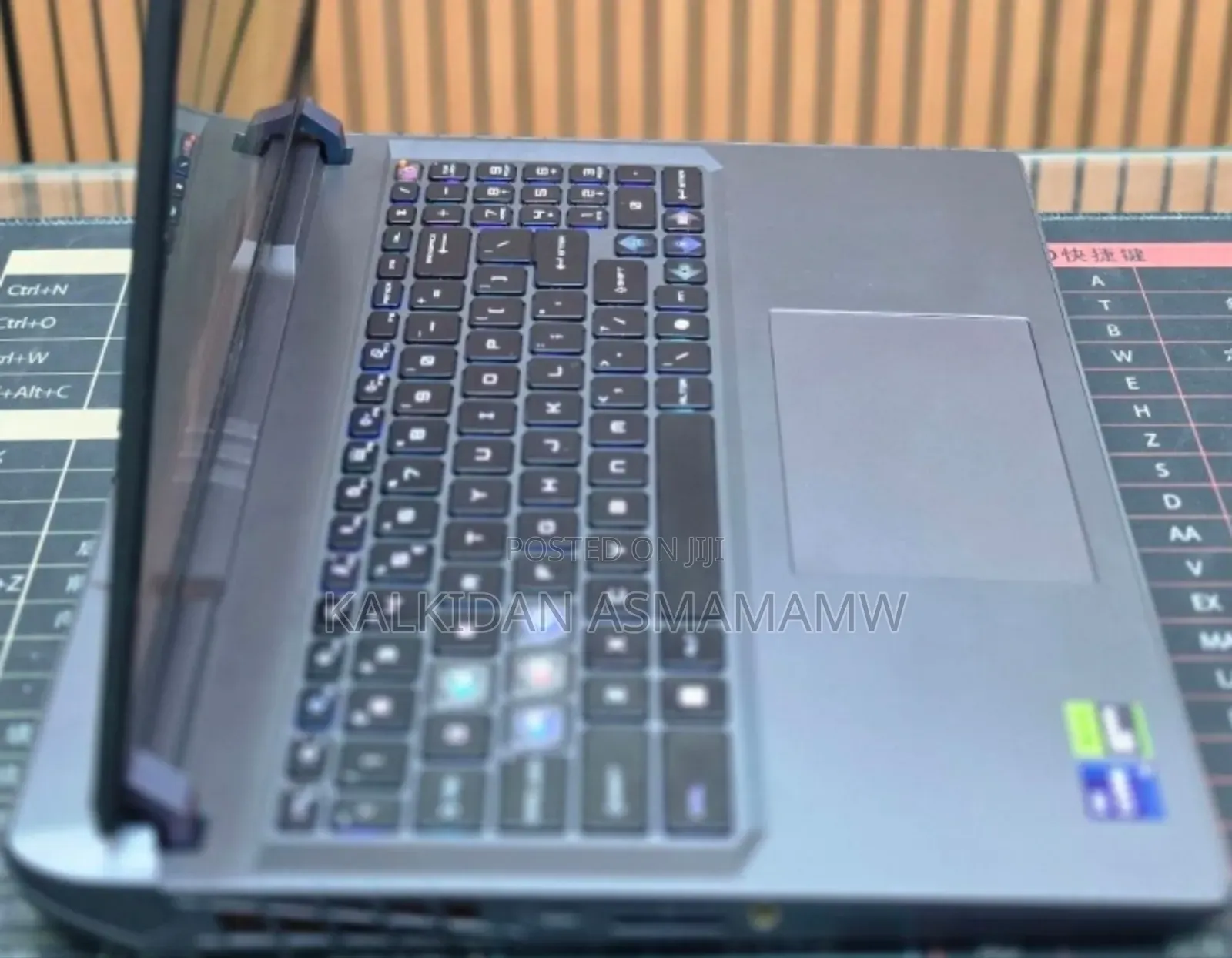 New Laptop MSI Vector GP68 HX 13V 32GB Intel Core i9 SSD 1T