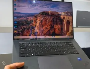 New Laptop Lenovo ThinkPad Yoga 32GB Intel Core Ultra 7 SSD 1T
