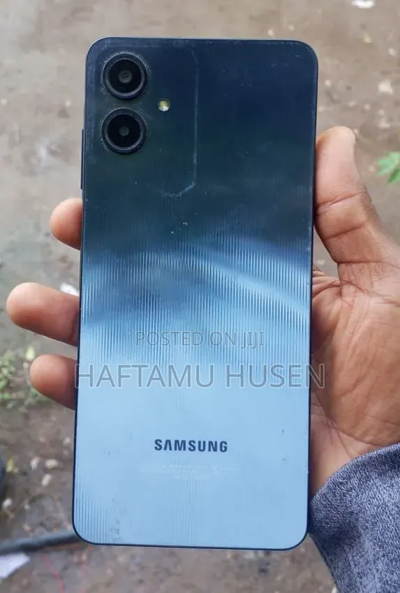 New Samsung Galaxy A06 128 GB Blue