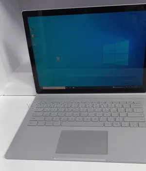 New Laptop Microsoft Surface Book 2 16GB Intel Core i7 SSD 512GB