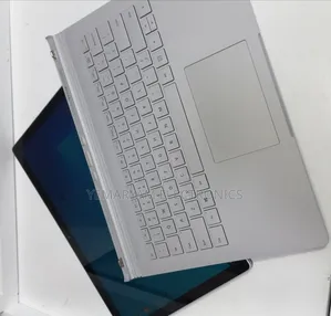 New Laptop Microsoft Surface Book 2 16GB Intel Core i7 SSD 512GB