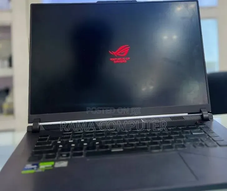 Laptop Asus ROG Strix G16 16GB Intel Core i9 SSD 1T