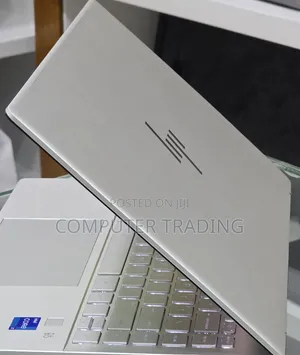 New Laptop HP Pavilion 14 16GB Intel Core i7 SSD 1T