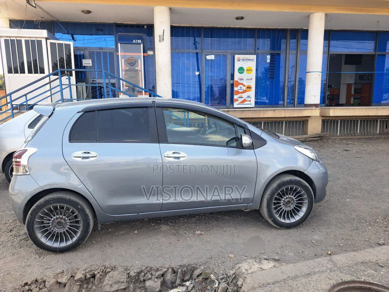Toyota Yaris 2010 Silver