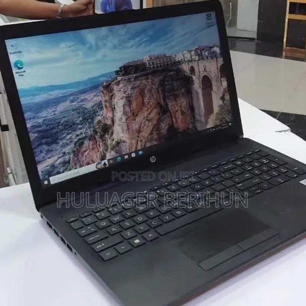 New Laptop HP Stream Notebook 8GB Intel Core i7 HDD 1T
