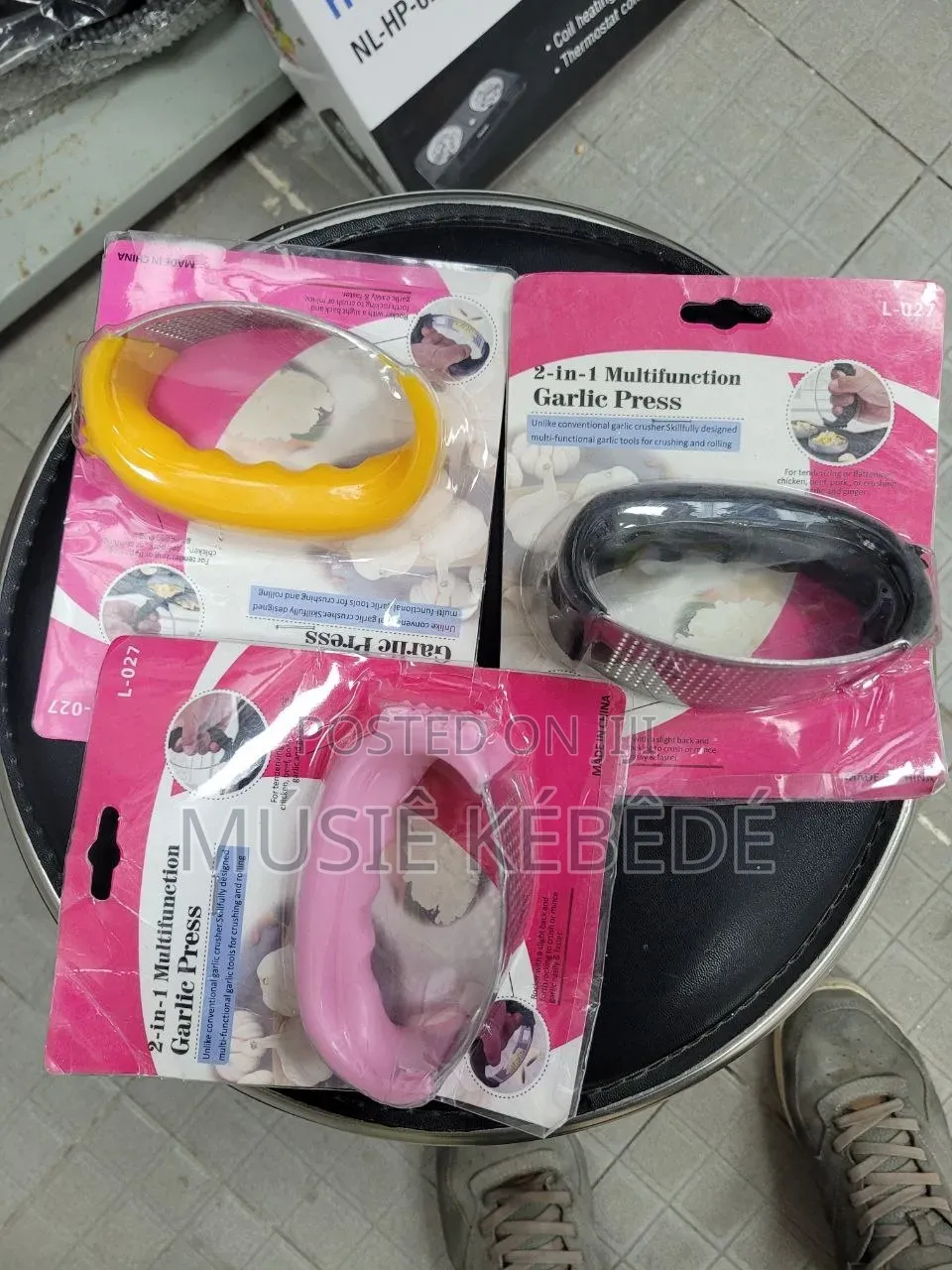 የነጭ ሽንኩርት or Garlic Press Chopper