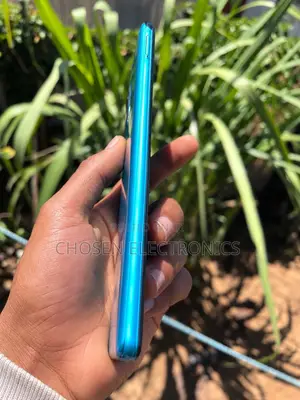 Infinix Hot 12 play 64 GB Blue