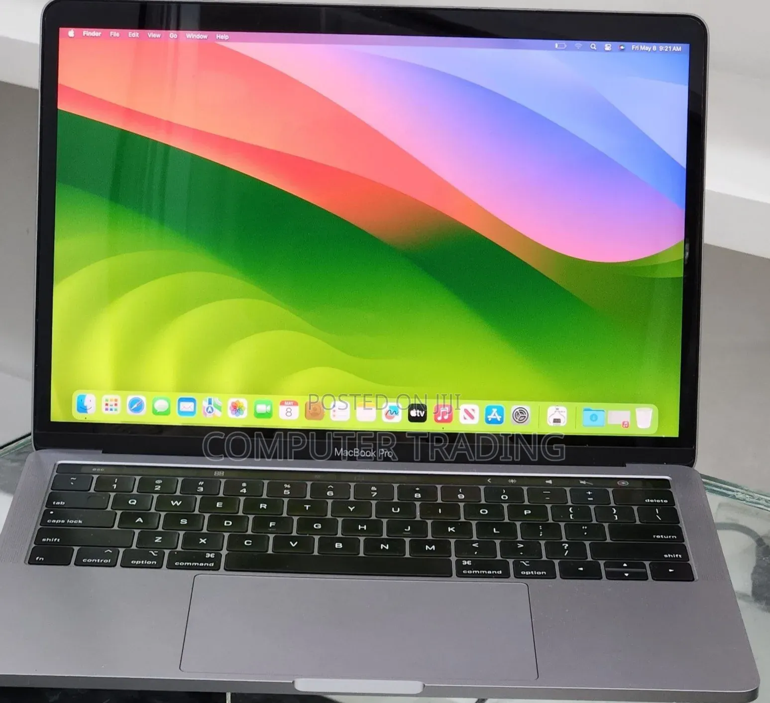 New Laptop Apple MacBook Pro 2019 16GB Intel Core i7 SSD 256GB