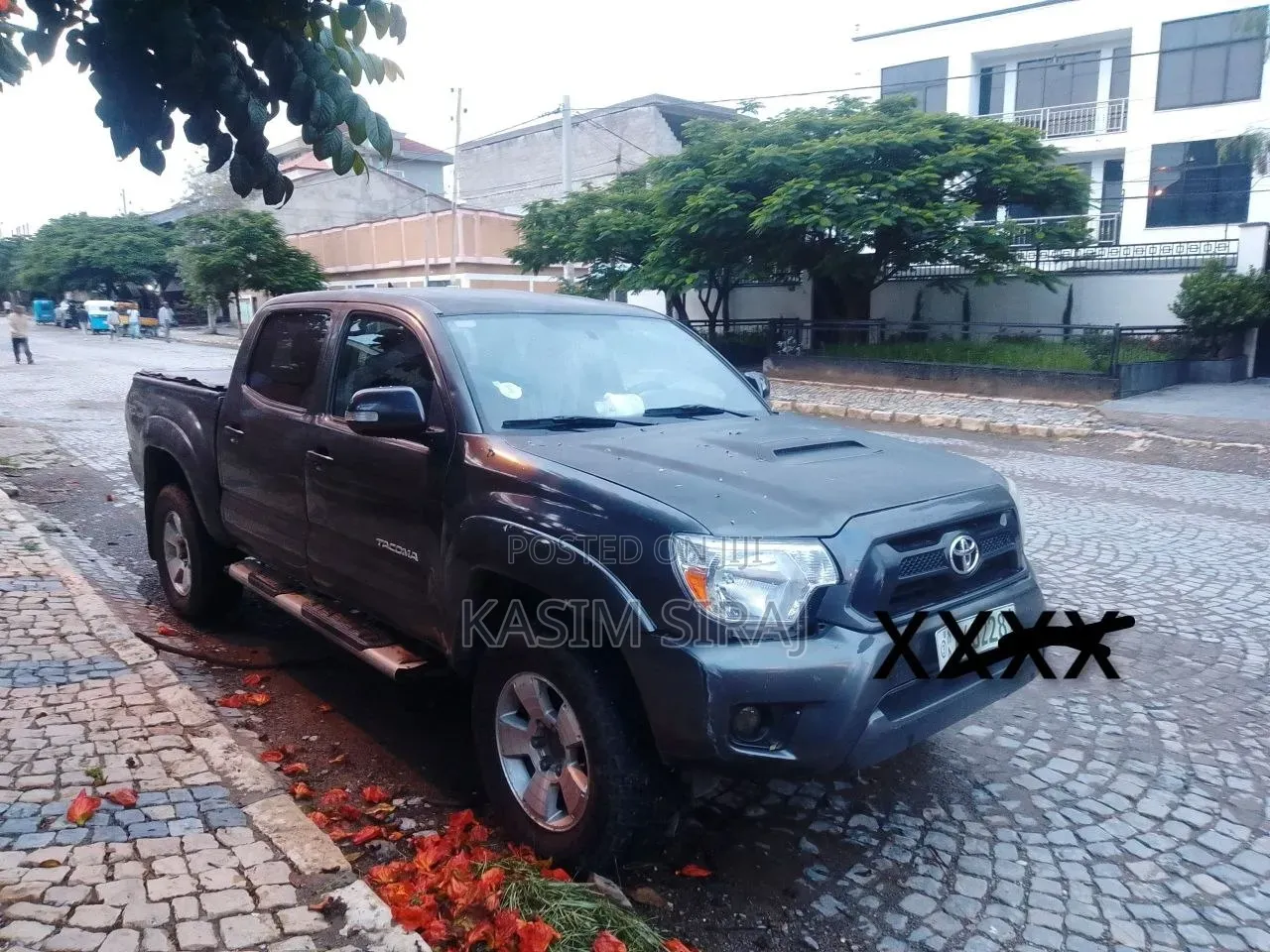 Toyota Tacoma 4dr Double Cab 5.0 ft. SB (2.7L 4cyl 4A) 2014 Gray