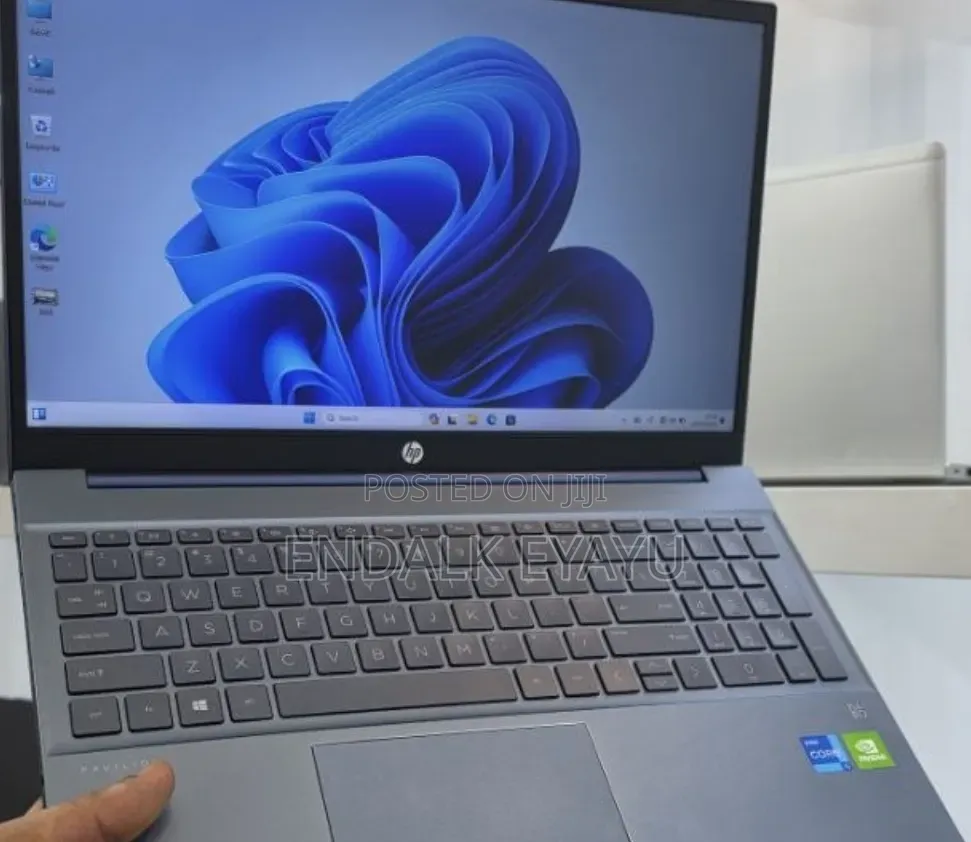 New Laptop HP Pavilion 15 16GB Intel Core i5 SSD 512GB