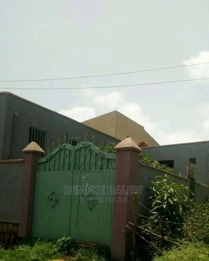 3bdrm House in Arsema Estate, Bahir Dar for sale in Bahir Dar Houses