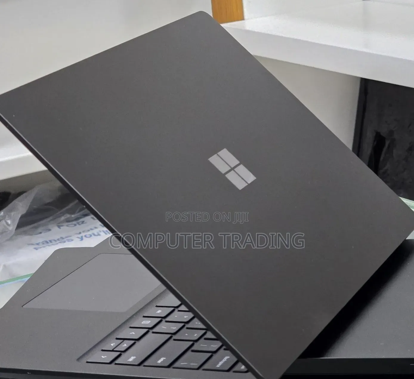 New Laptop Microsoft Surface Laptop 5 16GB Intel Core i7 SSD 512GB