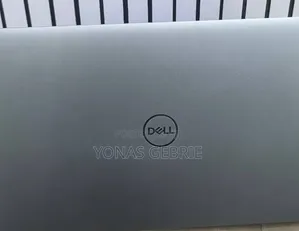 New Laptop Dell 16GB Intel Core i7 SSD 512GB