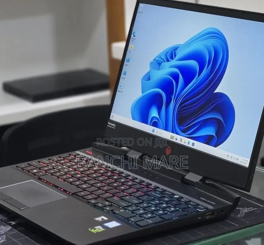 New Laptop HP Omen 15 16GB Intel Core i7 SSD 128GB