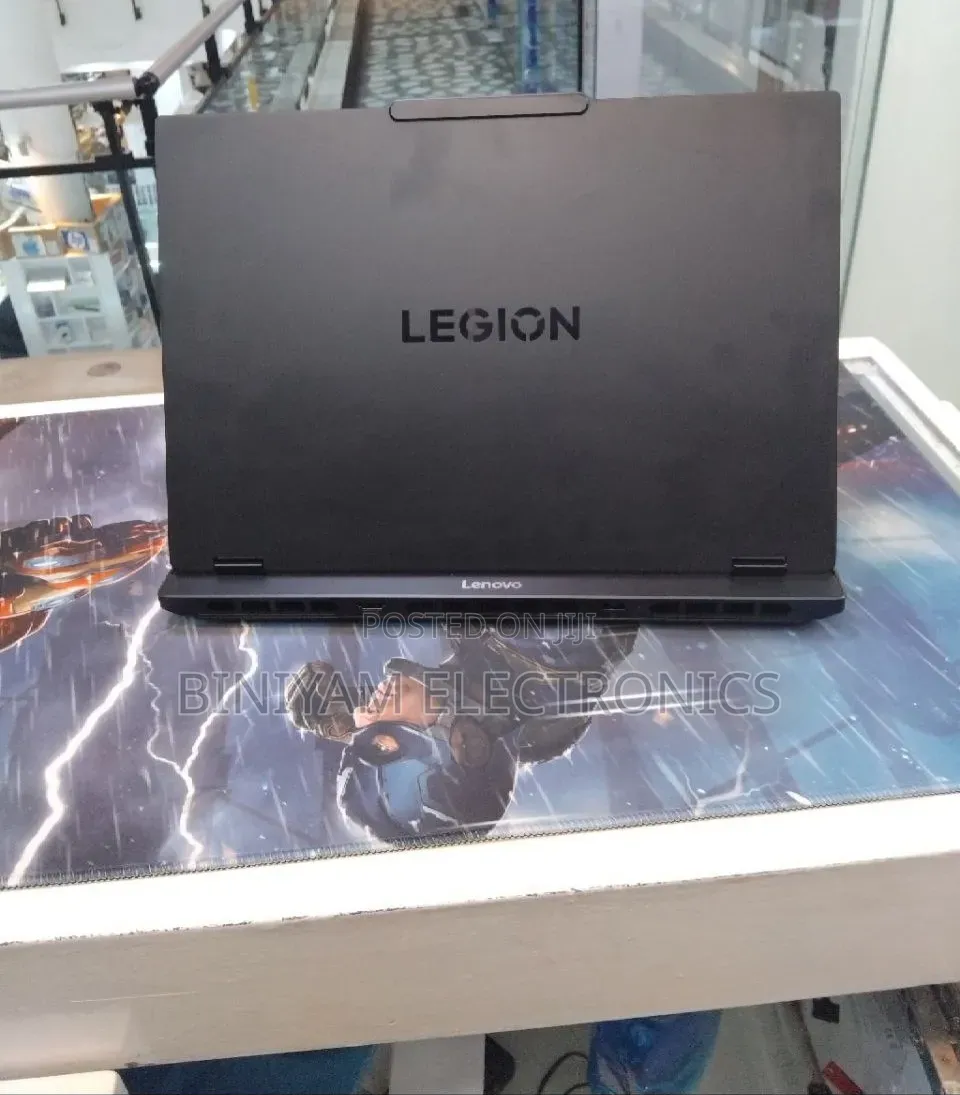 New Laptop Lenovo Legion 5 32GB Intel Core Ultra 7 SSD 1T