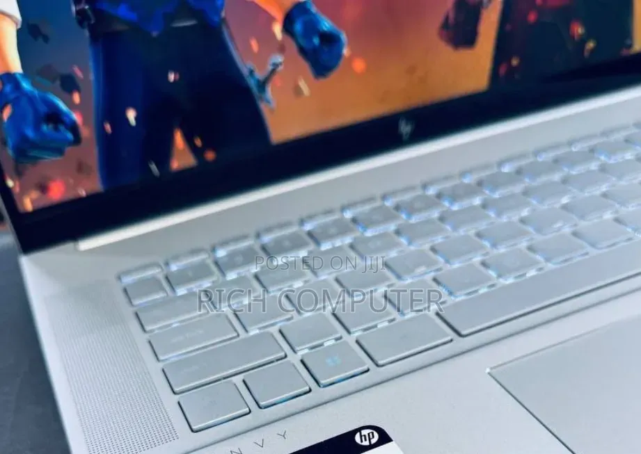 New Laptop HP Envy x360 16GB Intel Core i7 SSD 1T