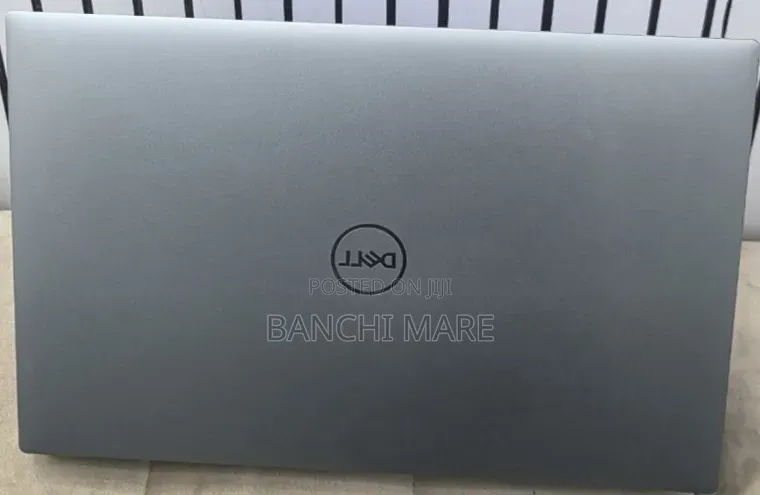 New Laptop Dell Precision 5560 16GB Intel Core i7 SSD 512GB