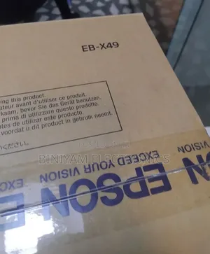  Epson Eb-X49 Projector — Brand New! 