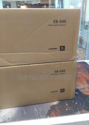 Epson Eb-X49 Projector — Brand New! 
