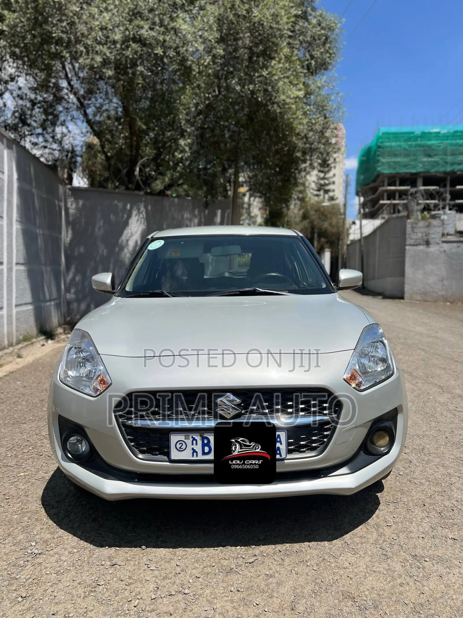 Suzuki Swift 2021 Silver