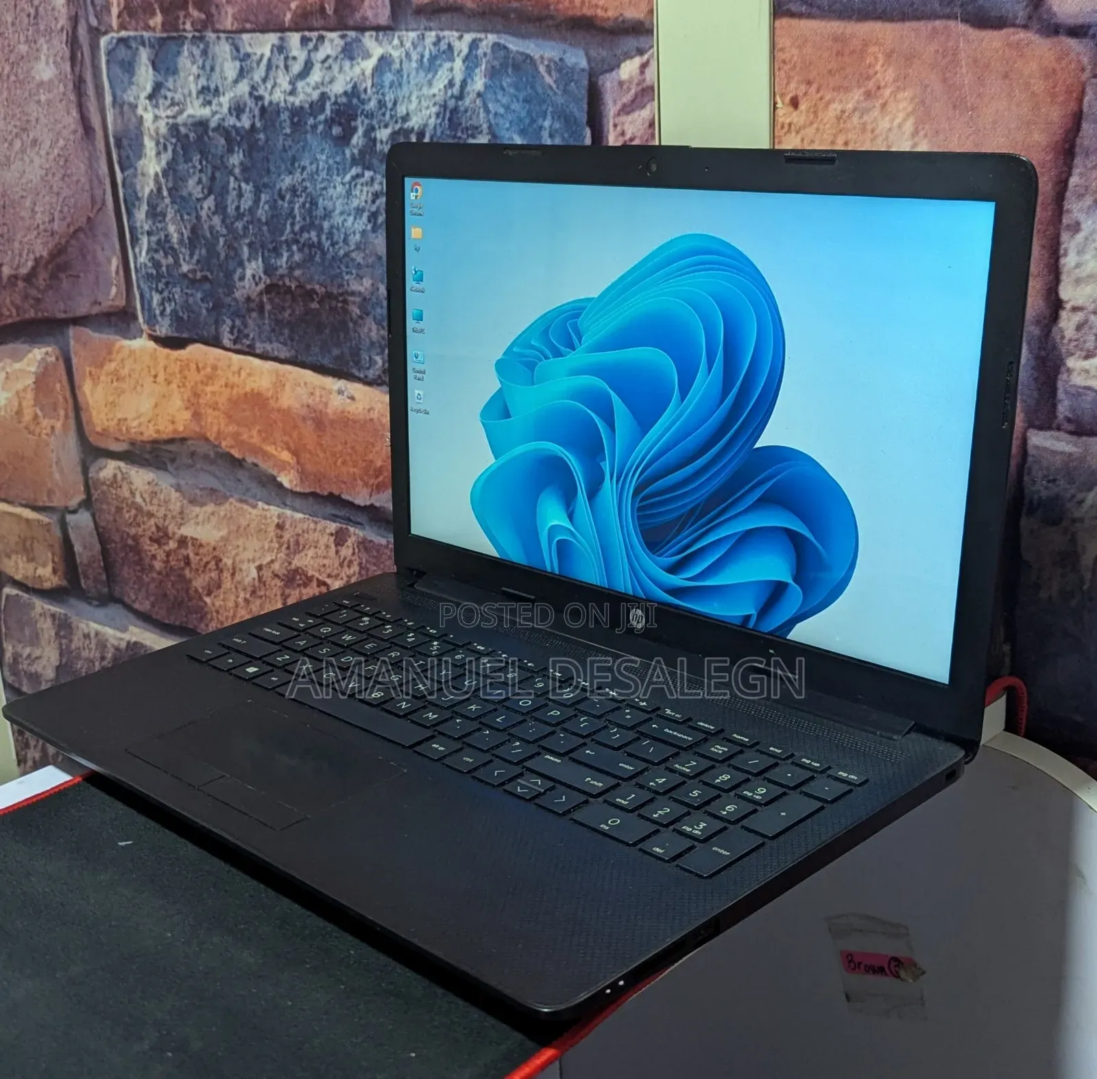 New Laptop HP Stream Notebook 8GB Intel Core i3 HDD 1T