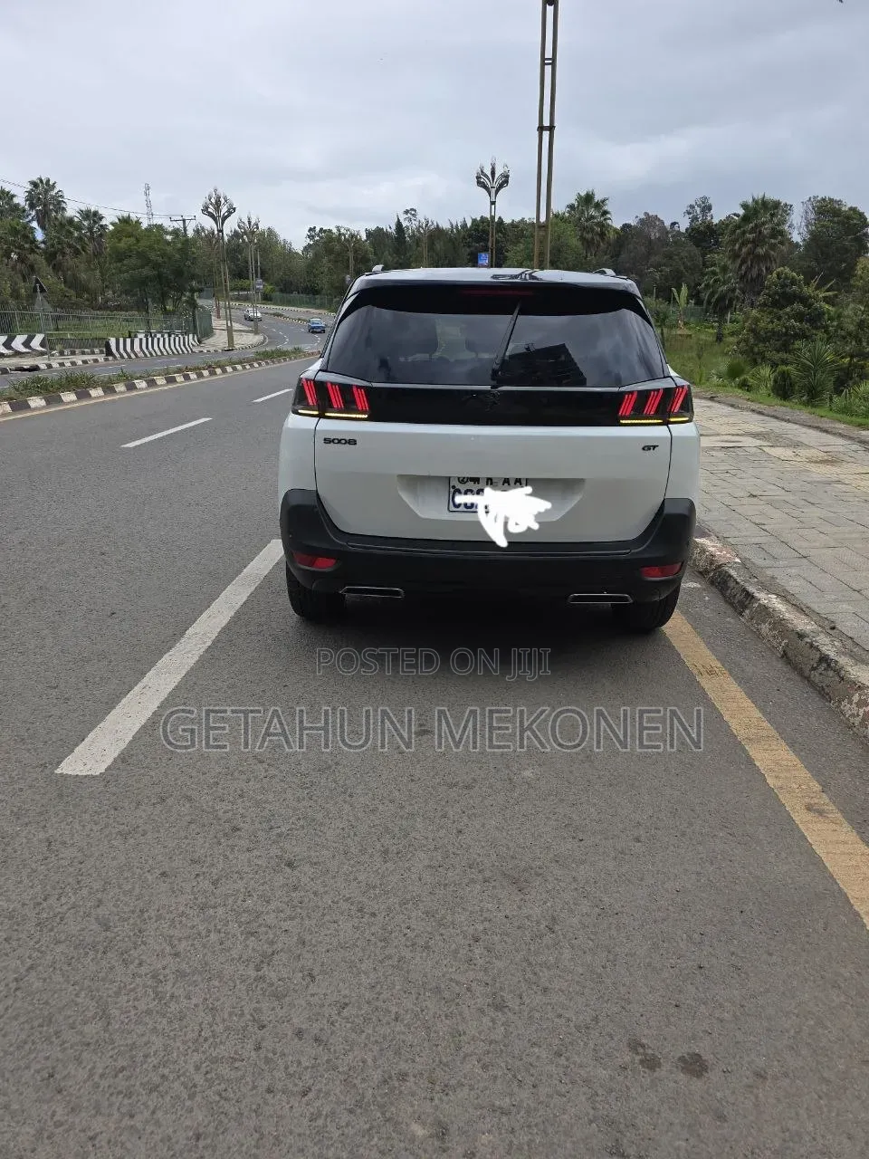 Peugeot 5008 2022 White