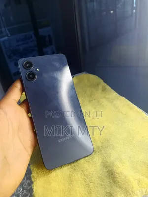 New Samsung Galaxy A06 64 GB
